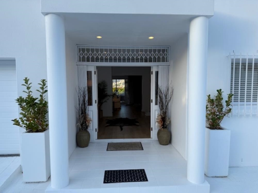To Let 3 Bedroom Property for Rent in Hout Bay Western Cape